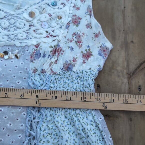 Sacred Threads Boho Short Mini Dress Women's M White Floral Tiered Seashell - Picture 7 of 9